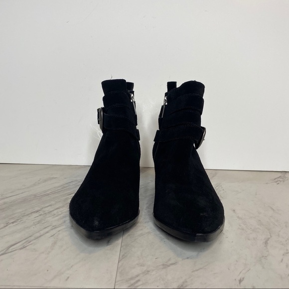 Marc Fisher Yandi Western Black Suede Bootie 7M - Picture 2 of 13